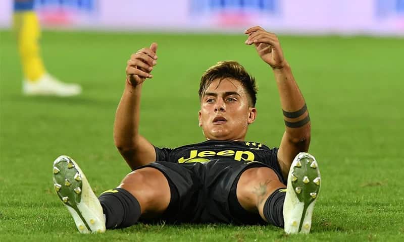 Juventus, paura per Dybala: esce per infortunio durante Brasile-Argentina