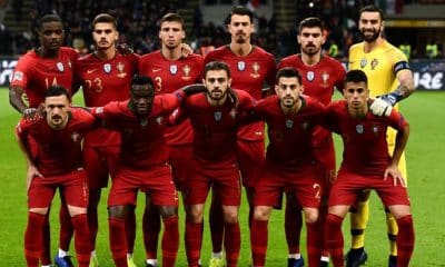 Mondiali di Qatar 2022: la maglia del Portogallo