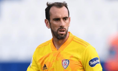 Cagliari, infortunio per Godin: l’entità e quanto starà fuori