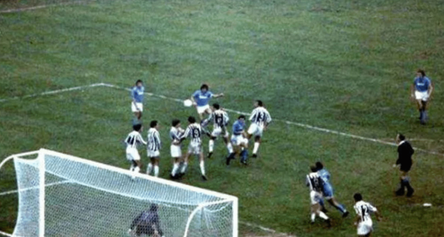 Gol punizione Maradona Napoli-Juventus
