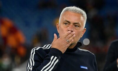 Calciomercato Roma, in arrivo il bomber richiesto da Mou: Abraham può essere la chiave