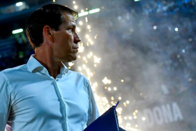 Calciomercato Napoli, Garcia esulta: ha il suo centrocampista. Domani le visite, ecco le cifre