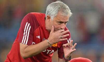 Calciomercato Roma, attaccante vicecampione d’Europa fuori rosa: Mourinho lo vuole a gennaio