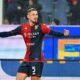 Calciomercato, tutti pazzi per Dragusin: quanto costa il difensore del Genoa e dove può finire in estate