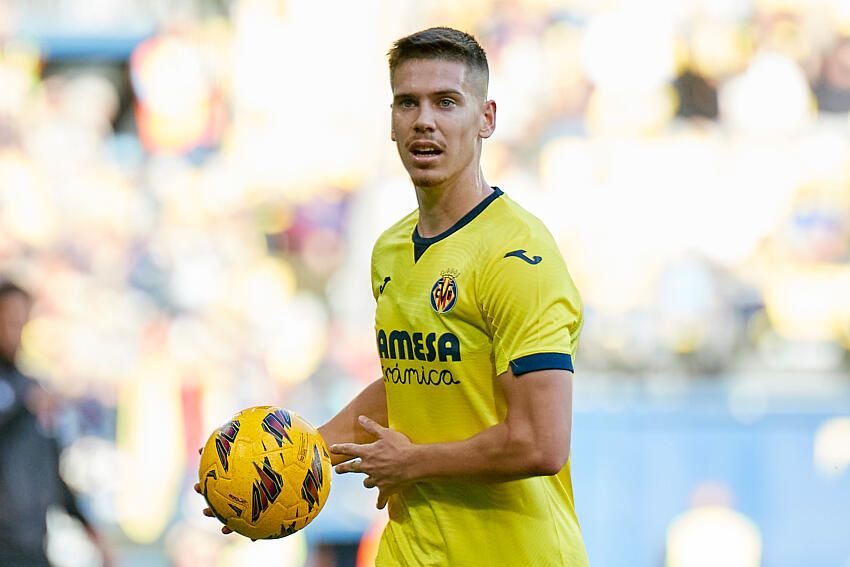 Calciomercato, l&rsquo;agente di Foyth scatena il derby Juve-Inter: &ldquo;Pu&ograve; partire a gennaio e vi dico dove pu&ograve; giocare&rdquo;