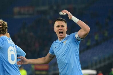 Lazio, emergenza difesa: Patric ko, la pazza idea di Sarri per affrontare il Verona