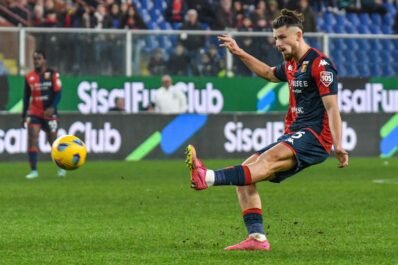 Calciomercato Genoa, Dragusin nel mirino delle big: anche il Barcellona sul difensore rivelazione di questa stagione