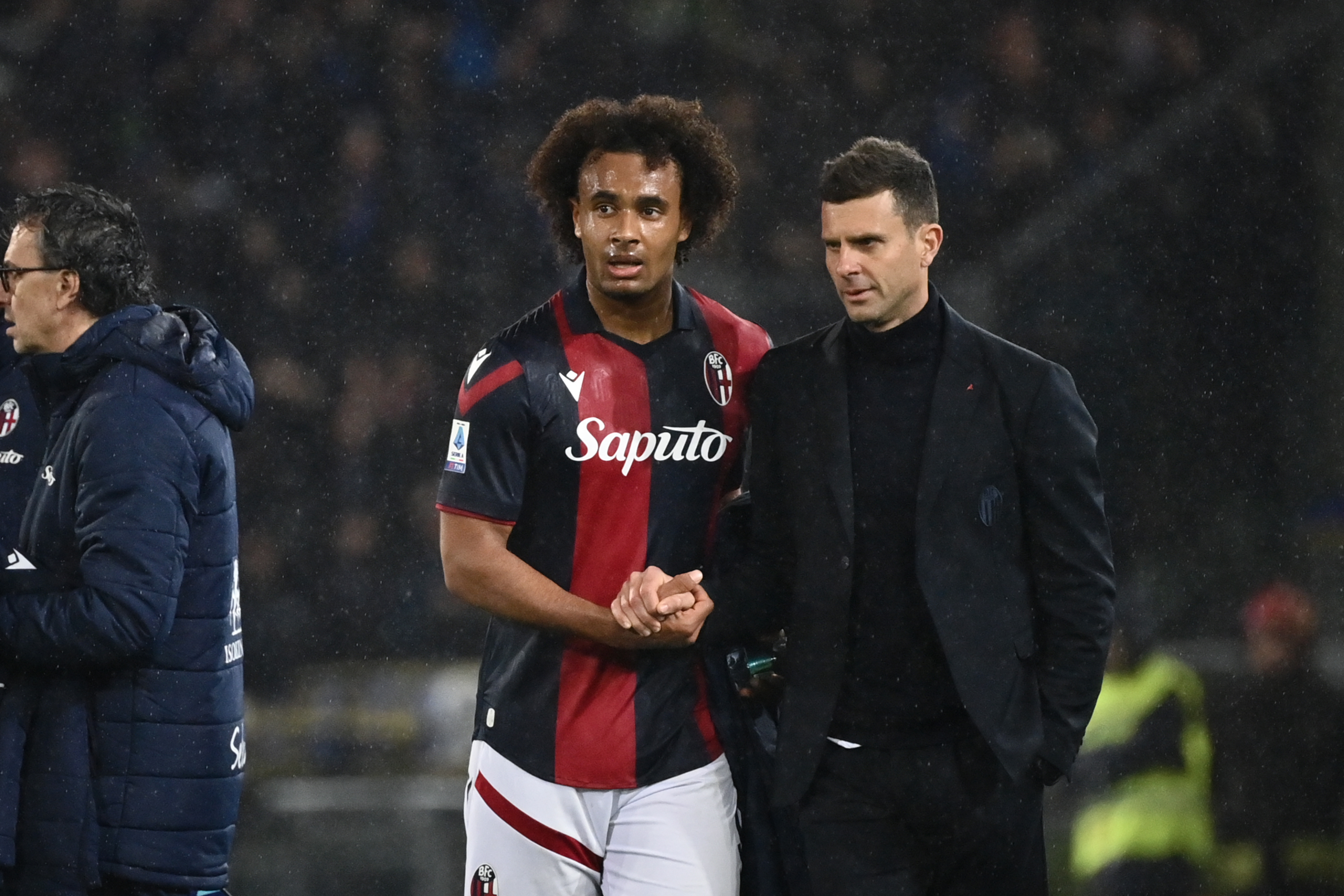 Bologna, rientro Zirkzee: Thiago Motta spera! La decisione sul recupero dall’infortunio