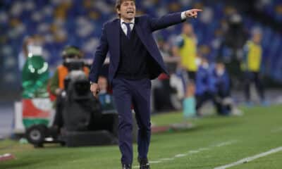 Napoli, e se arrivasse Conte? Difesa a 3 e nuovo ruolo per Kvara, le suggestioni per il fantacalcio