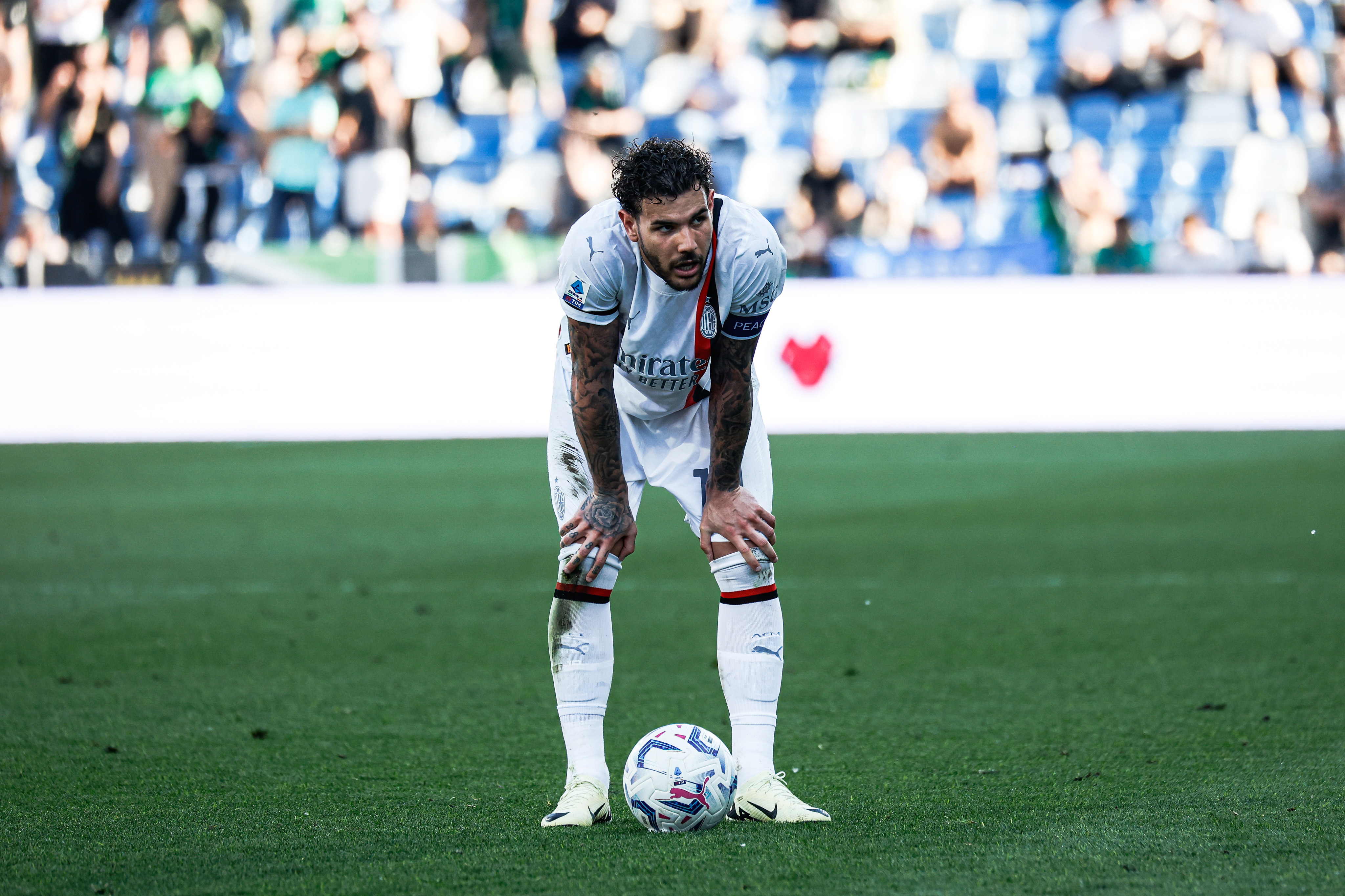 Calciomercato, ahi Milan: in Spagna sono sicuri, “Theo Hernandez ha detto si”