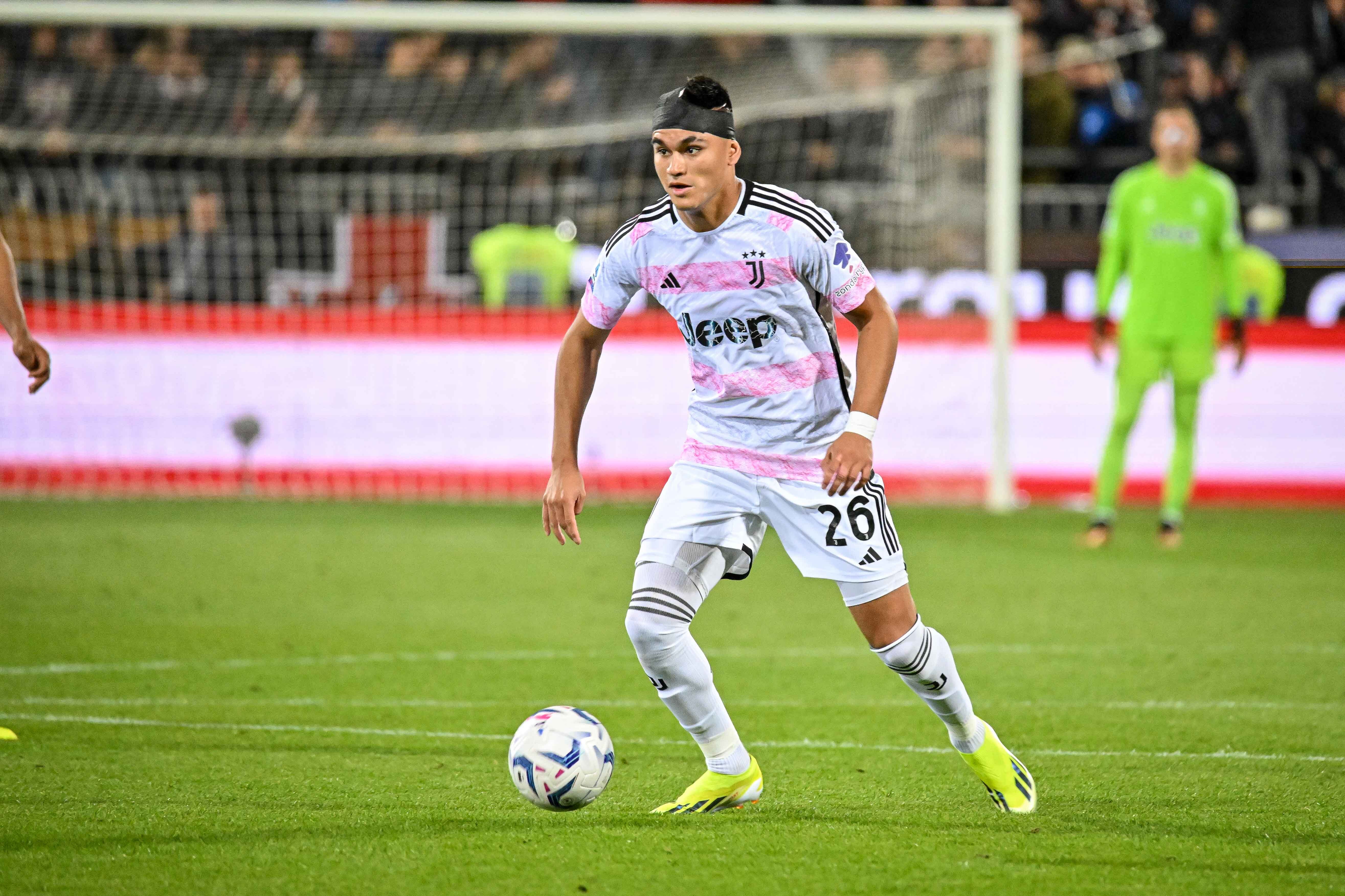 Calciomercato Juventus, che fare con Alcaraz: mister 50 milioni ha deluso, resta ad una sola condizione