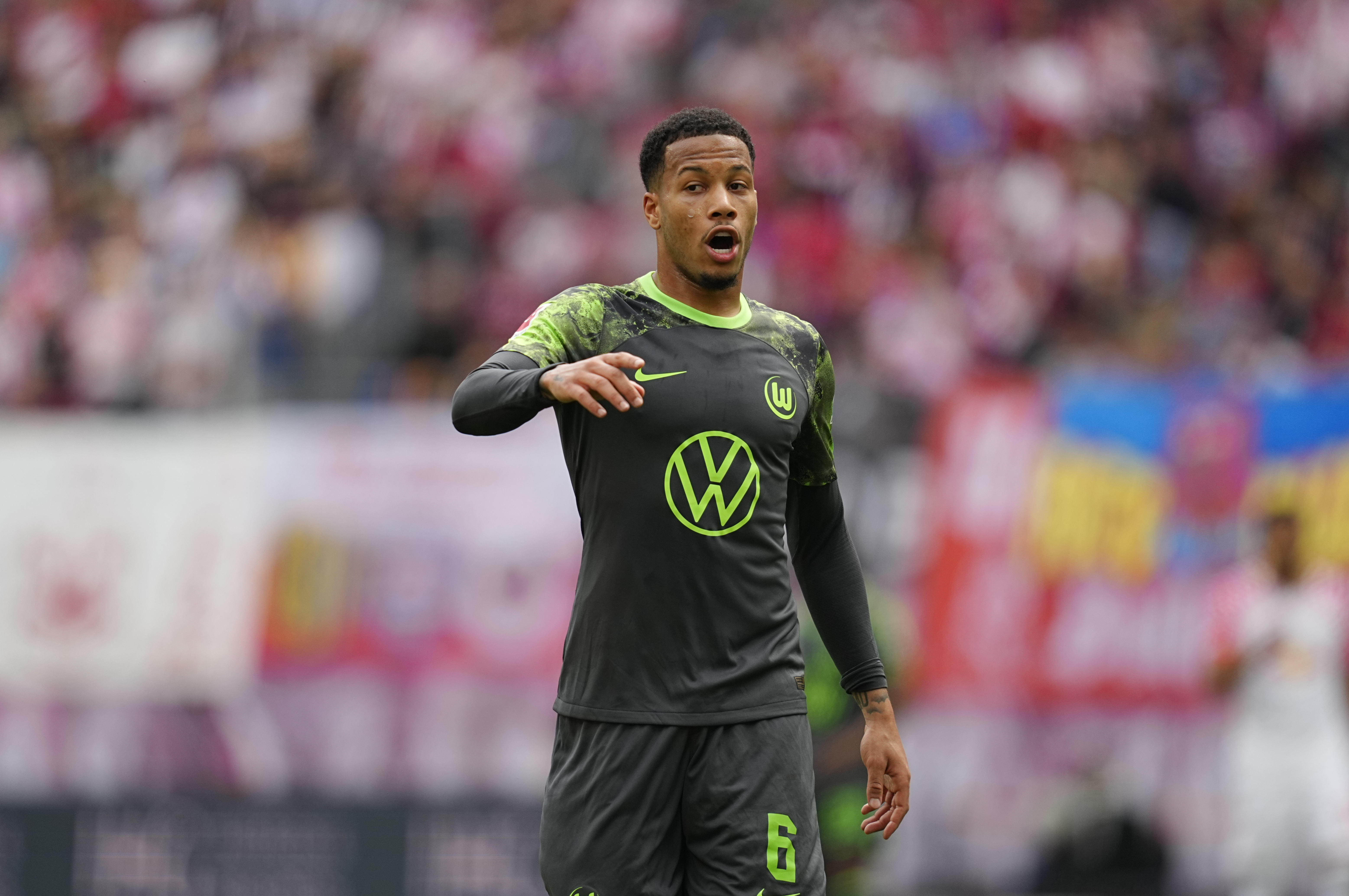 Calciomercato Fiorentina, si pensa ad un ex Milan per il centrocampo: esperienza non positiva in Serie A