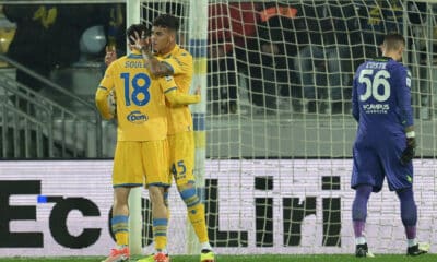 Calciomercato Napoli, dal prestito al Frosinone alla Juventus: Conte chiede il primo rinforzo, ma c’è un ostacolo