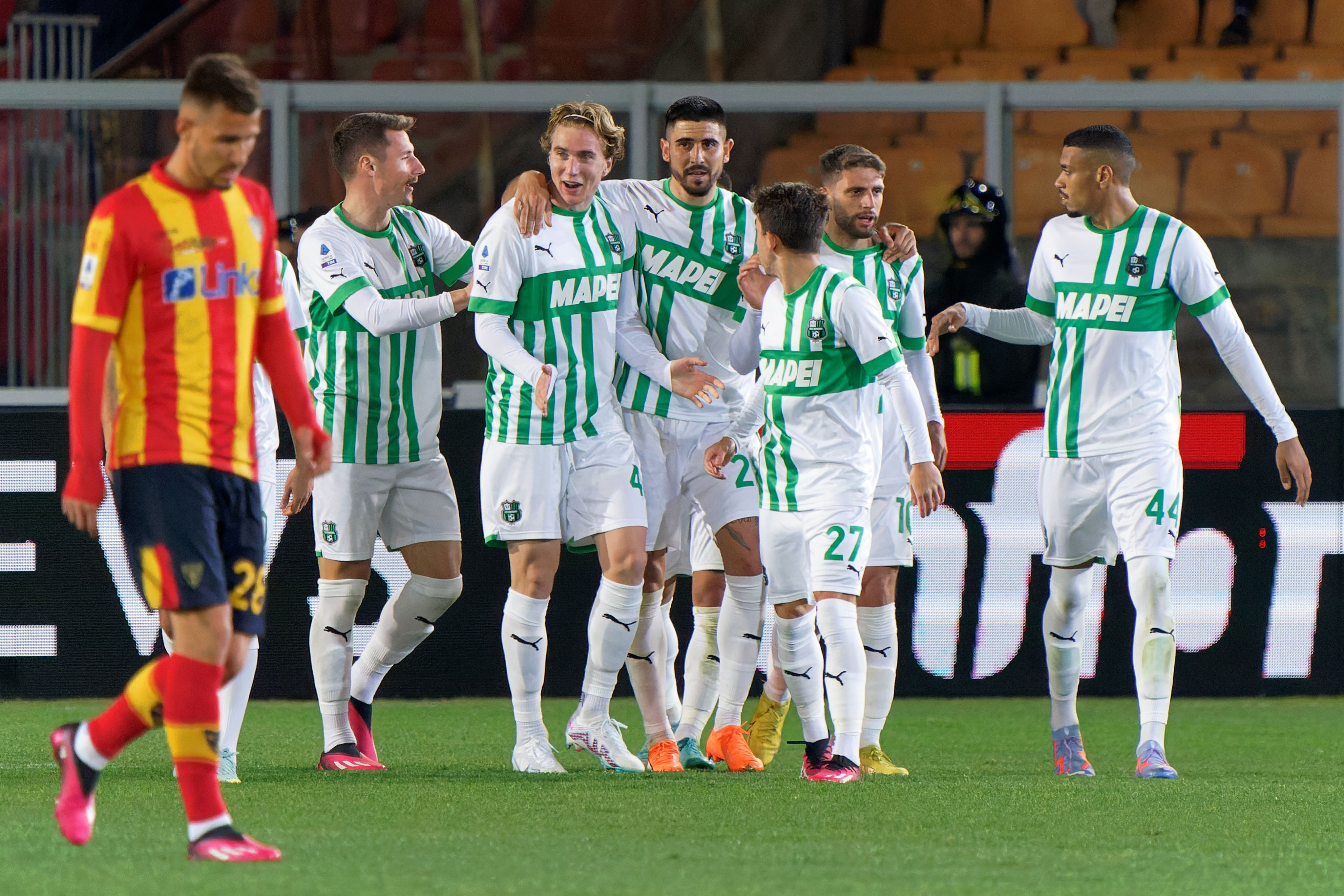 Calciomercato Fiorentina, si pesca in casa Sassuolo: arriva uno dei centrocampisti top al fantacalcio nell’ultima stagione