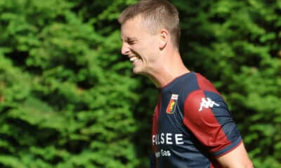 Calciomercato Genoa, ciao Gudmundsson: ma per l&rsquo;attacco c&rsquo;&egrave; una pista dalla Juve