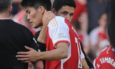 Calciomercato, bagarre per un ex difensore del Bologna: Napoli e Inter sfidano la Juve per riportarlo in Serie A