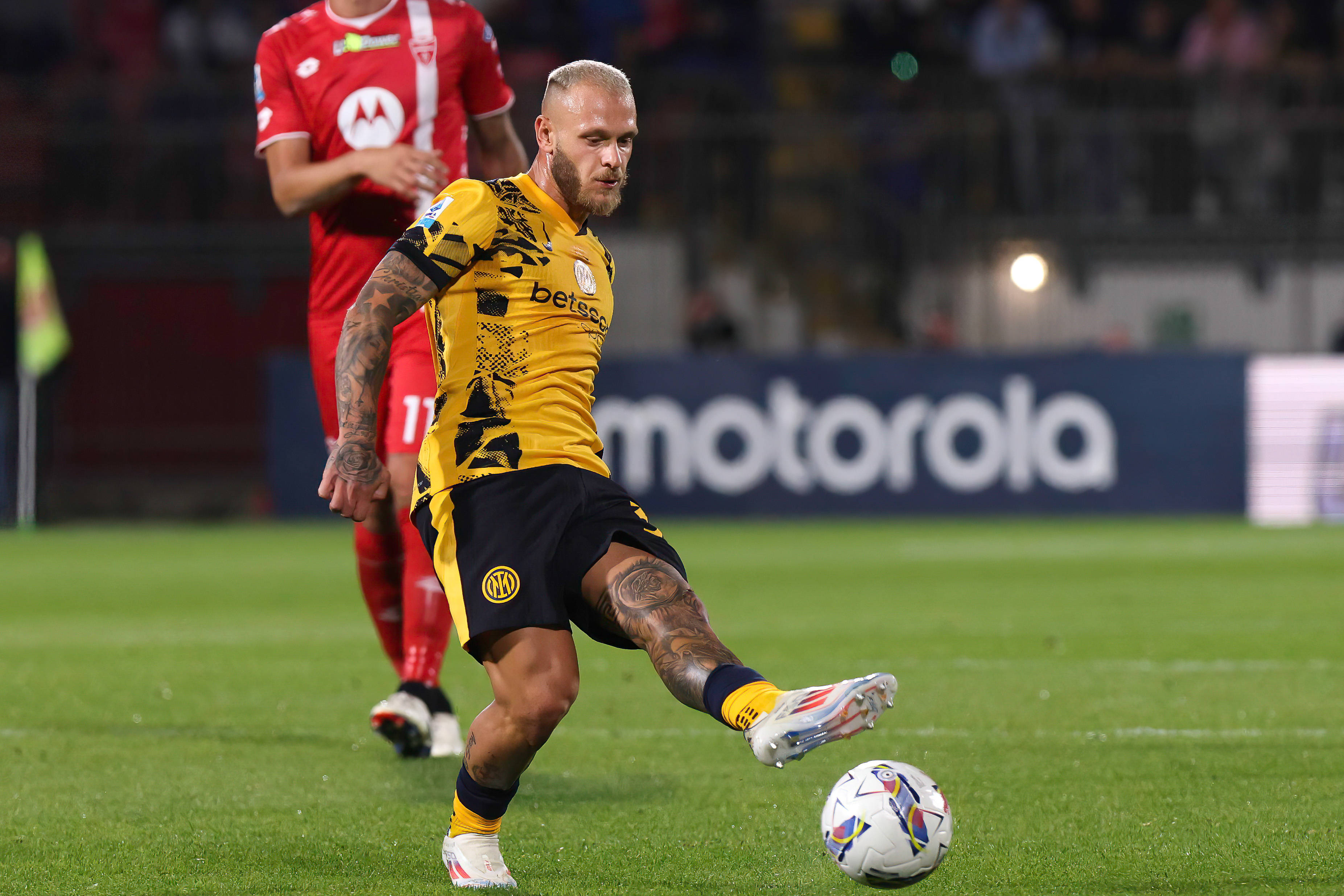 Allarme Inter, infortunio per Dimarco: i tempi di recupero e quante partite salta