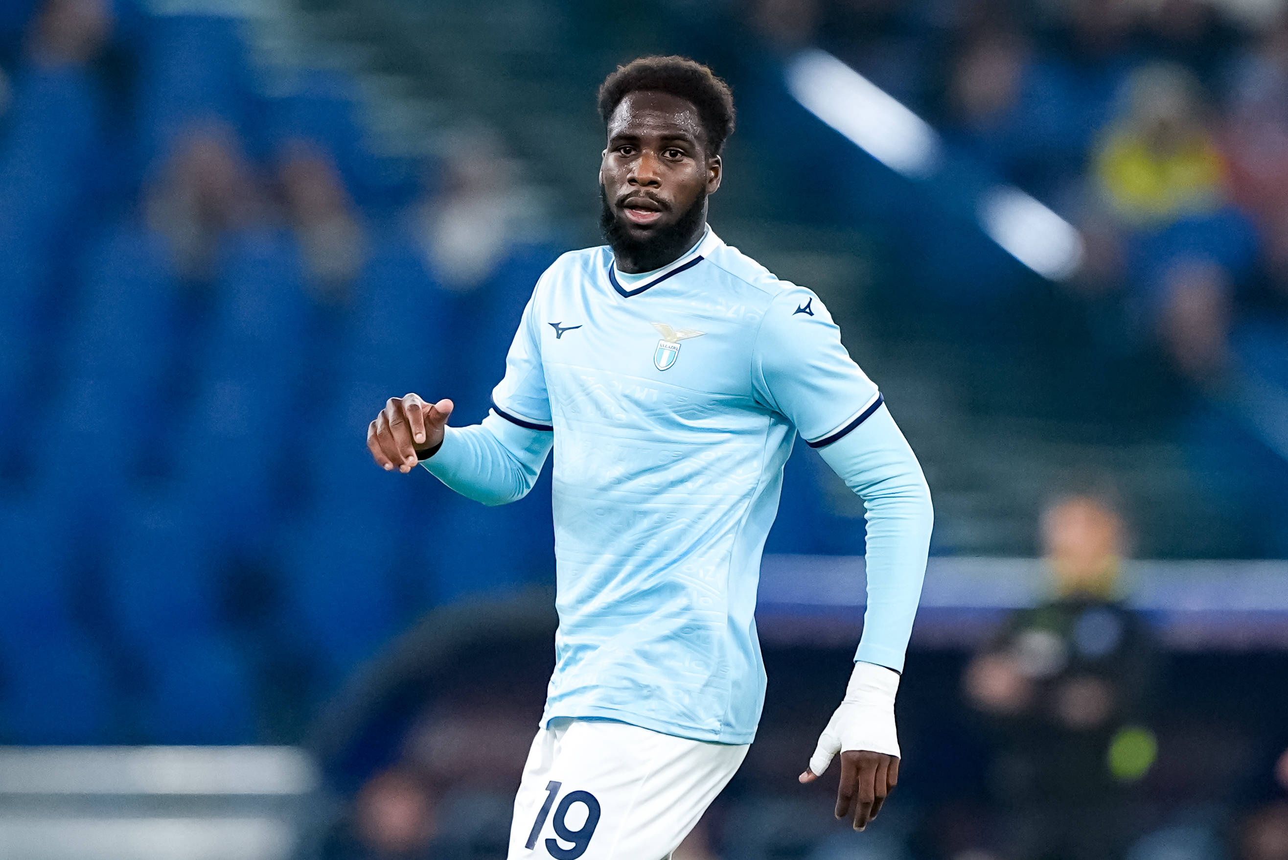 Fantacalcio, la malaria colpisce Dia: quanto dura la malattia e quando potrebbe rientrare l’attaccante della Lazio