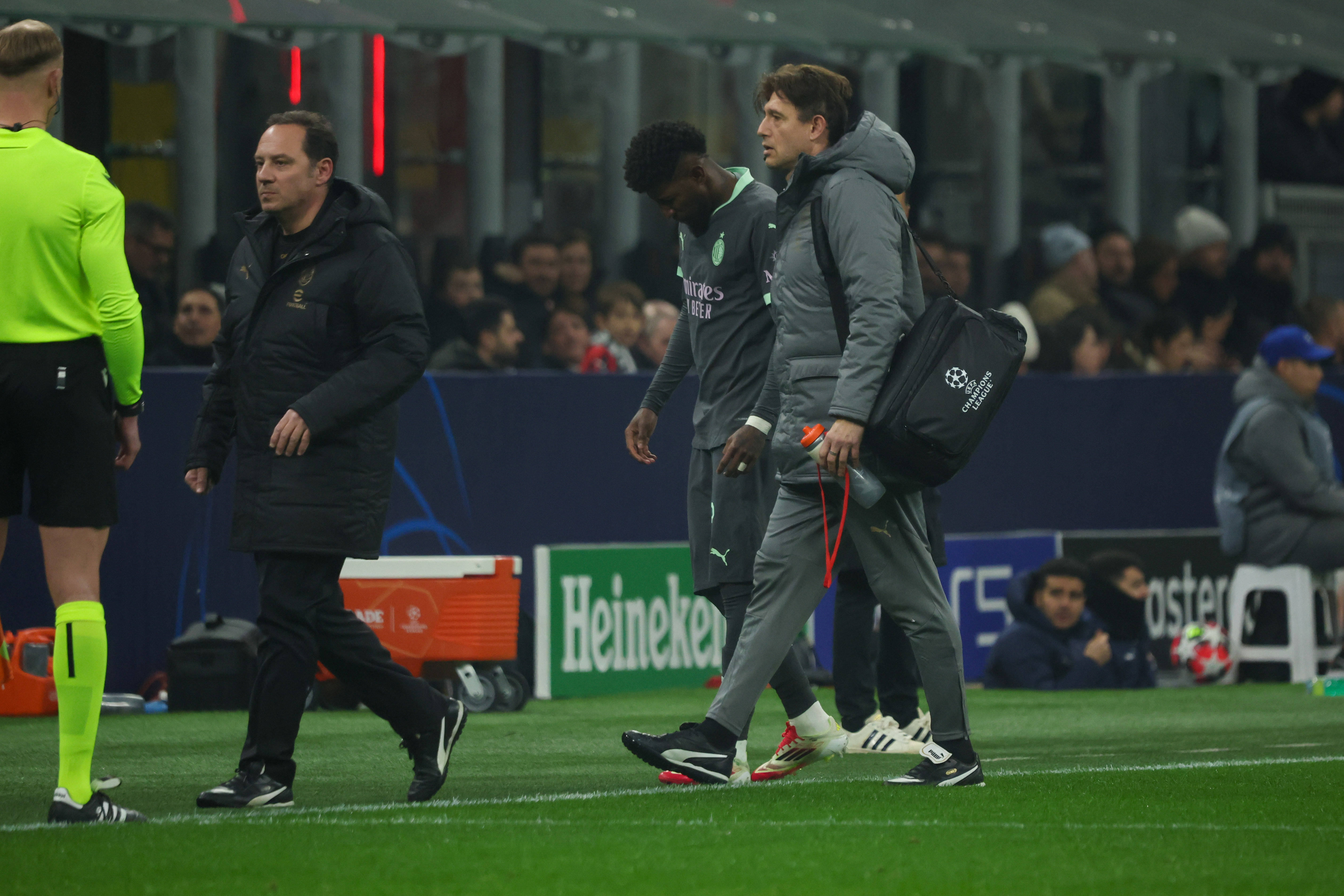 Fantacalcio, quando torna Emerson Royal? Pessime notizie per il terzino del Milan, lungo stop