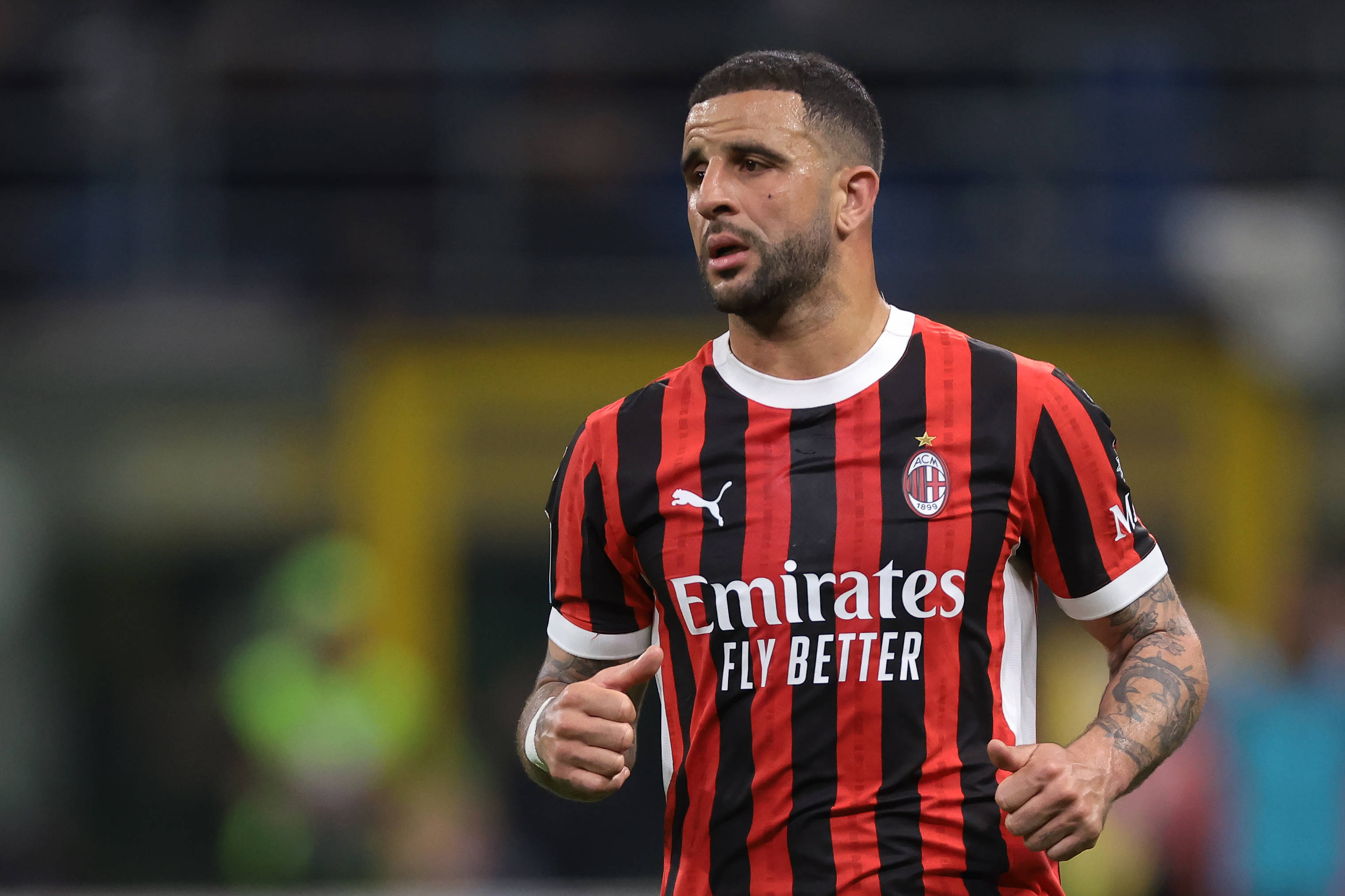 Calciomercato Milan, Walker più vicino all’addio: nel mirino un campione del mondo