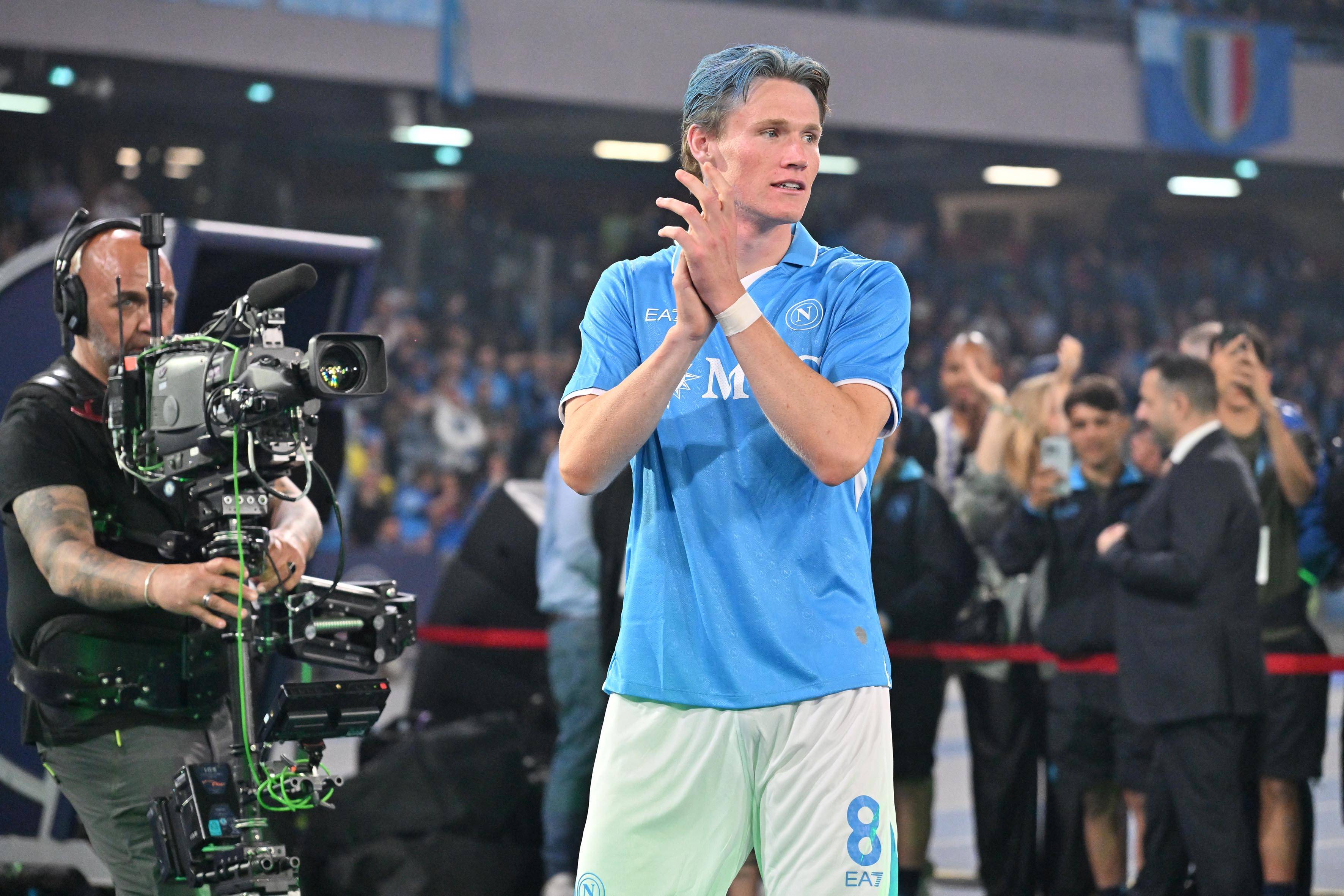 Fantacalcio, i migliori 5 centrocampisti della stagione 2024/25: McTominay solo secondo