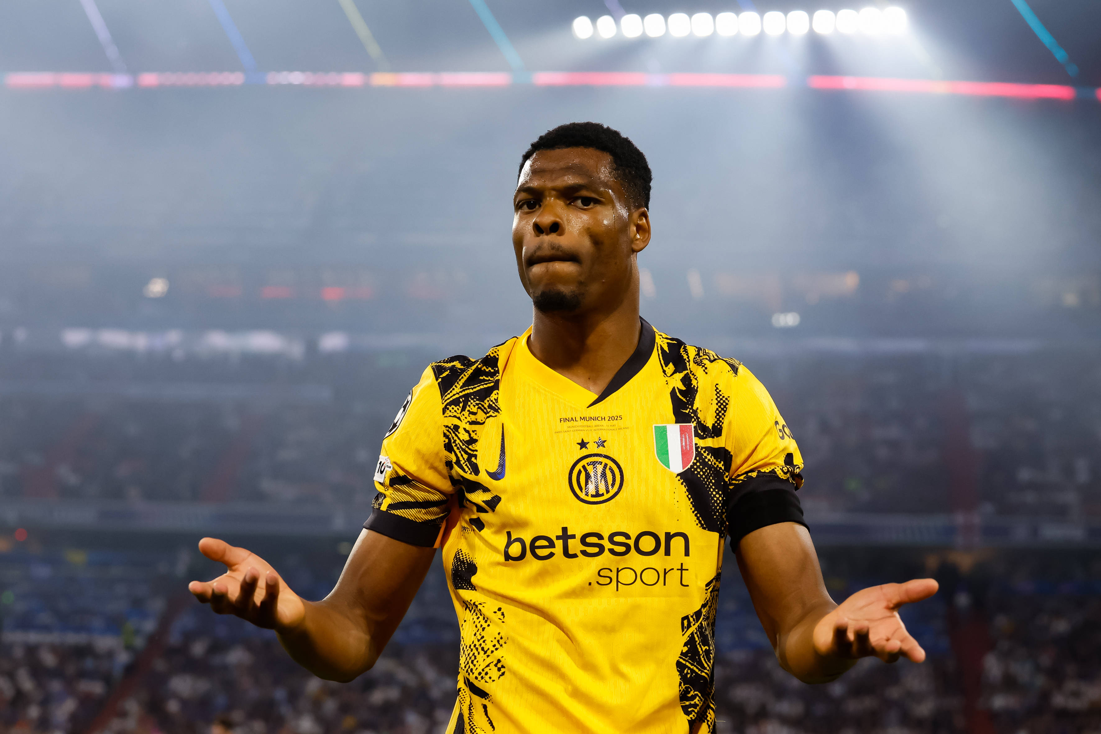 Listone fantacalcio, i 10 difensori più quotati dalla Gazzetta: Dumfries brucia tutti