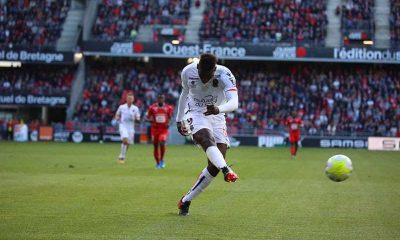 Nizza, un eurogol di Balotelli regala la vittoria ai francesi [VIDEO]