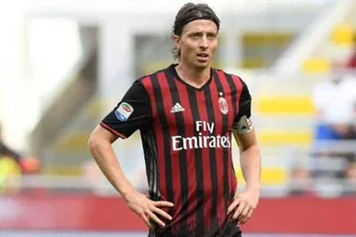 Calciomercato Milan, Montolivo in uscita: su di lui 3 squadre di Serie A