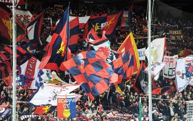 Genoa-Bologna, un ultras genoano picchia un giornalista