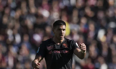 Perché non gioca Simeone in Bologna-Torino: noia muscolare?