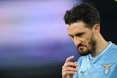 Consigli fantacalcio 25ª giornata, chi schierare: Luis Alberto più no che si, cosa fare con Bonaventura, Osimhen, Colpani…