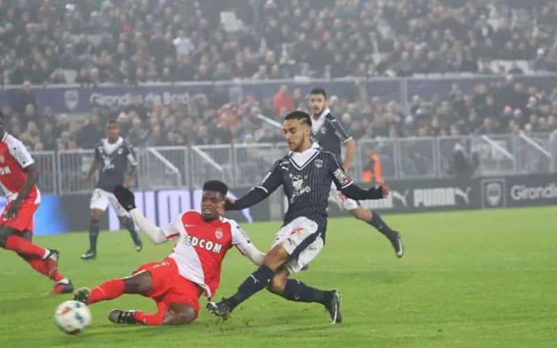 Napoli, agente di Ounas: "Sarri mi ha telefonato spesso, visite mediche lunedì"