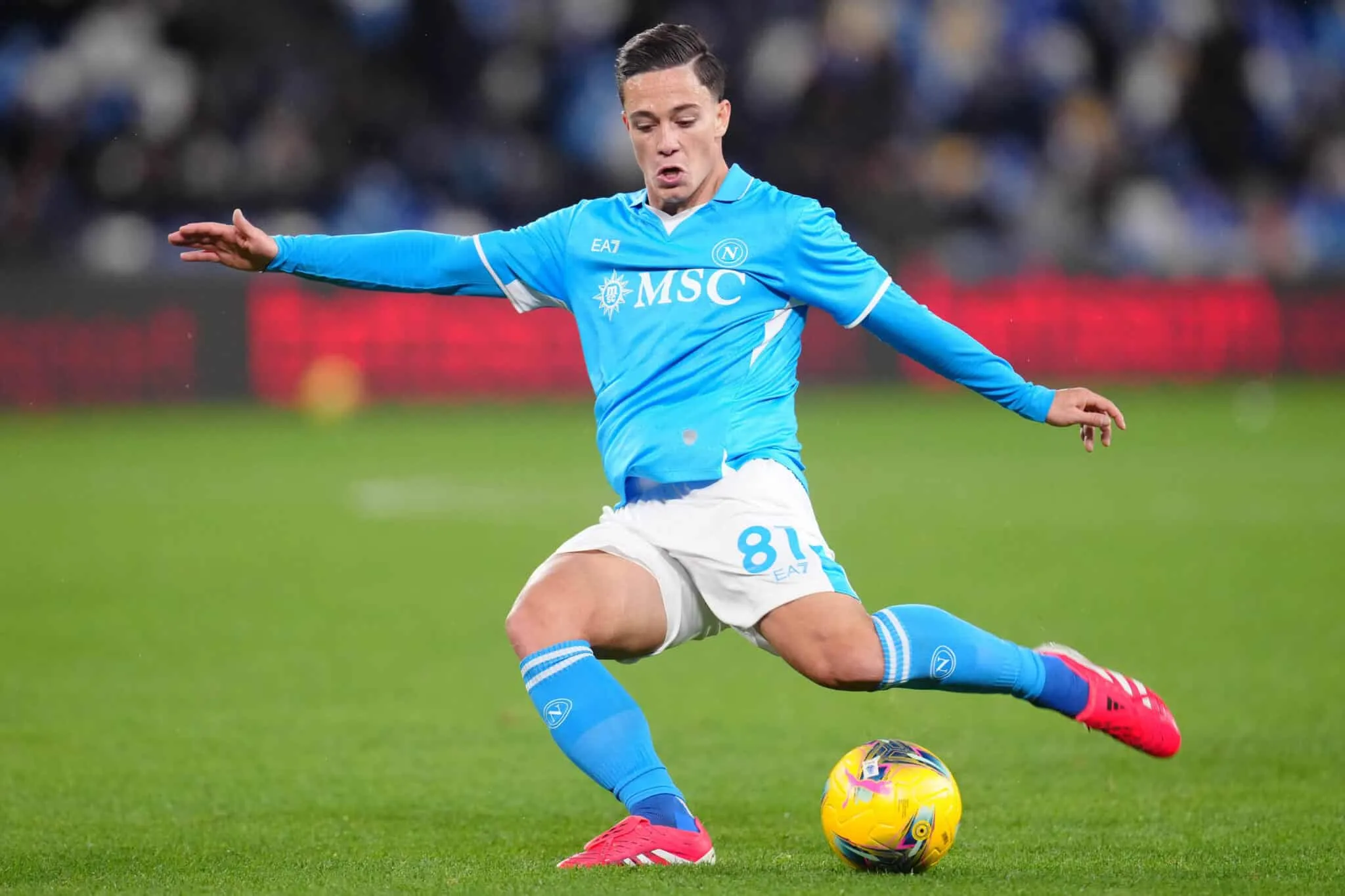 Calciomercato Napoli, verso il rush finale: Raspadori pu&ograve; partire, si stringe per&nbsp;2&nbsp;attaccanti