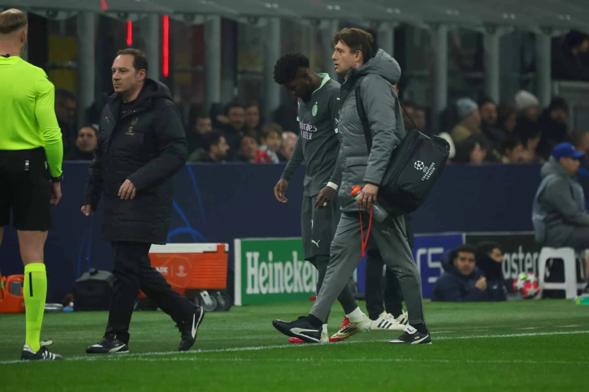 Fantacalcio, quando torna Emerson Royal? Pessime notizie per il terzino del Milan, lungo stop