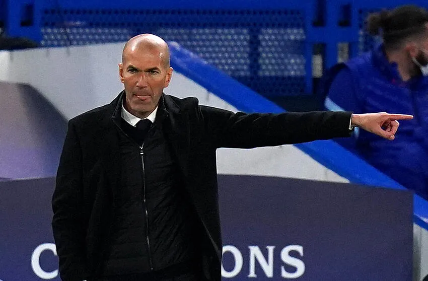 Calciomercato, Zidane fa sognare: “Vi svelo la prossima squadra che allenerò”