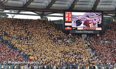 I 10 inni di calcio pi&ugrave; belli al mondo: Roma al secondo posto