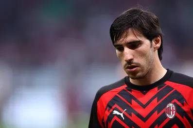 Calciomercato, il Newcastle vuole Tonali: le principali trattative e le ufficialità di oggi