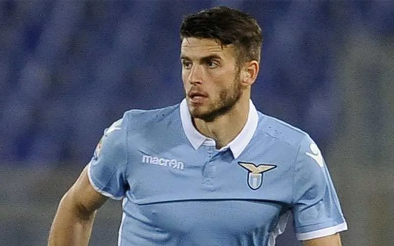 Bologna-Lazio, le formazioni ufficiali: Orsolini preferito a Skov Olsen, Hoedt titolare