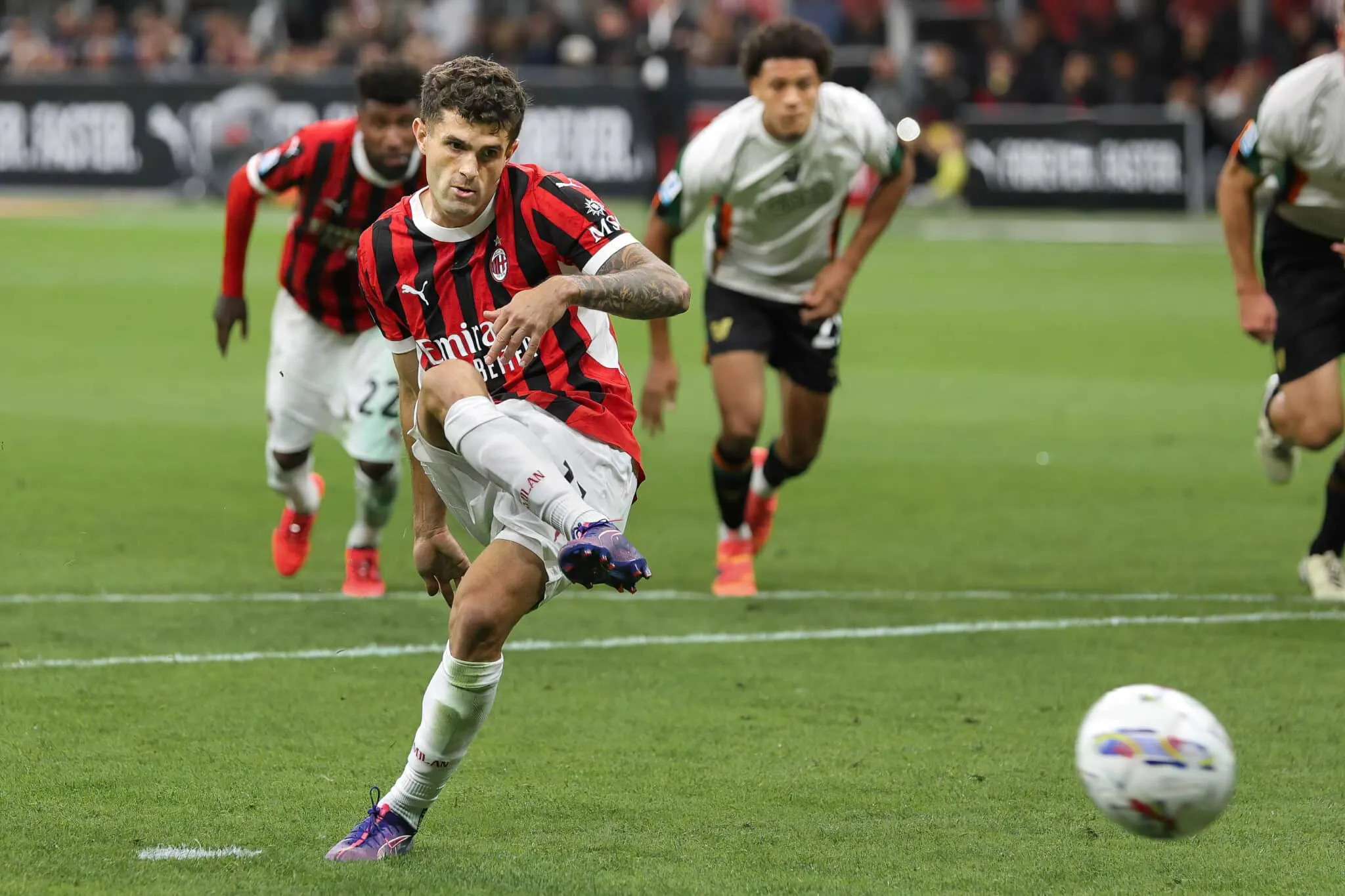 Fantacalcio, chi &egrave; il rigorista del Milan? Fonseca mischia le carte: Pulisic, Theo, Abraham e Morata&nbsp;a&nbsp;confronto
