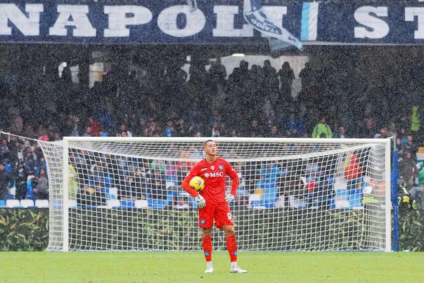 Napoli, quando il (quasi) ex può fare la differenza: Gollini titolare contro l’Atalanta. I suoi numeri al fantacalcio