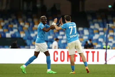 Calciomercato Napoli, non solo Osimhen: PSG in pressing per un altro attaccante azzurro