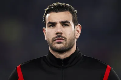 Calciomercato, Theo Hernandez può davvero andare alla Juventus? Serve un sacrificio, in 2 sull’altare