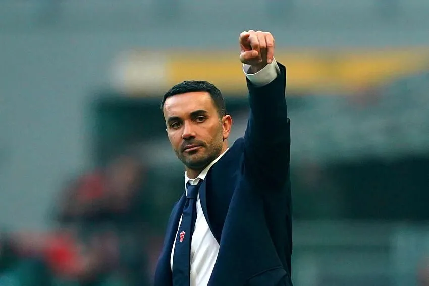 Calciomercato Monza, Palladino ha il nuovo attaccante: cambia maglia e resta in Serie A