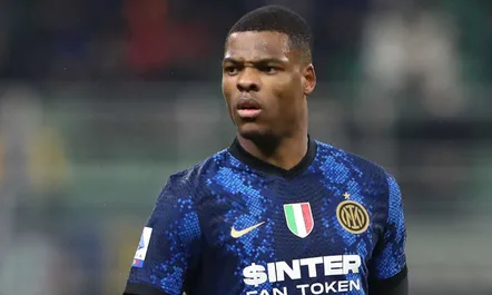 Calciomercato, il punto sull’Inter: prosegue la caccia al difensore, c’è il Chelsea su Dumfries