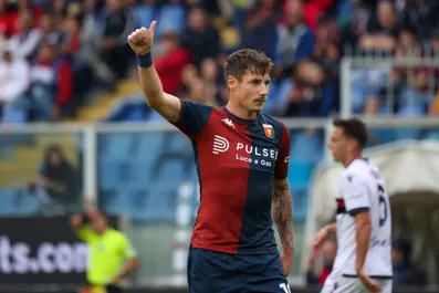 Fantacalcio, doppietta e ospedale: Genoa in ansia per Pinamonti! Gli aggiornamenti