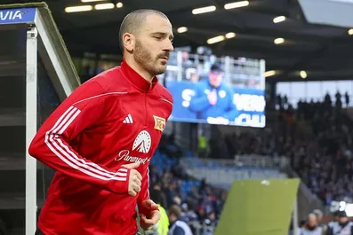 Calciomercato Roma, Bonucci si offre a Mou! Può arrivare a gennaio? La situazione