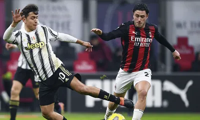 Milan, infortunio per Calabria: gara contro il Napoli a rischio