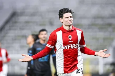 Calciomercato Torino, chi è Ekkelenkamp: il nuovo obiettivo olandese per il centrocampo, garantito da Schuurs