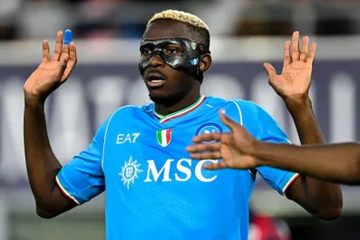 Fantacalcio, che disastro Osimhen! Scambiarlo o tenerlo? Come gestire il centravanti dopo la rottura con il Napoli