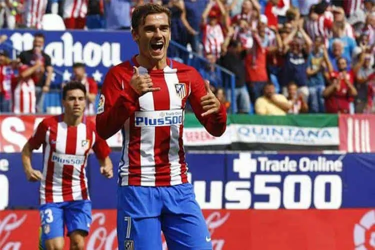 Calcio estero, dal sorprendente United alla costanza del Barcellona: i risultati dei campionati europei